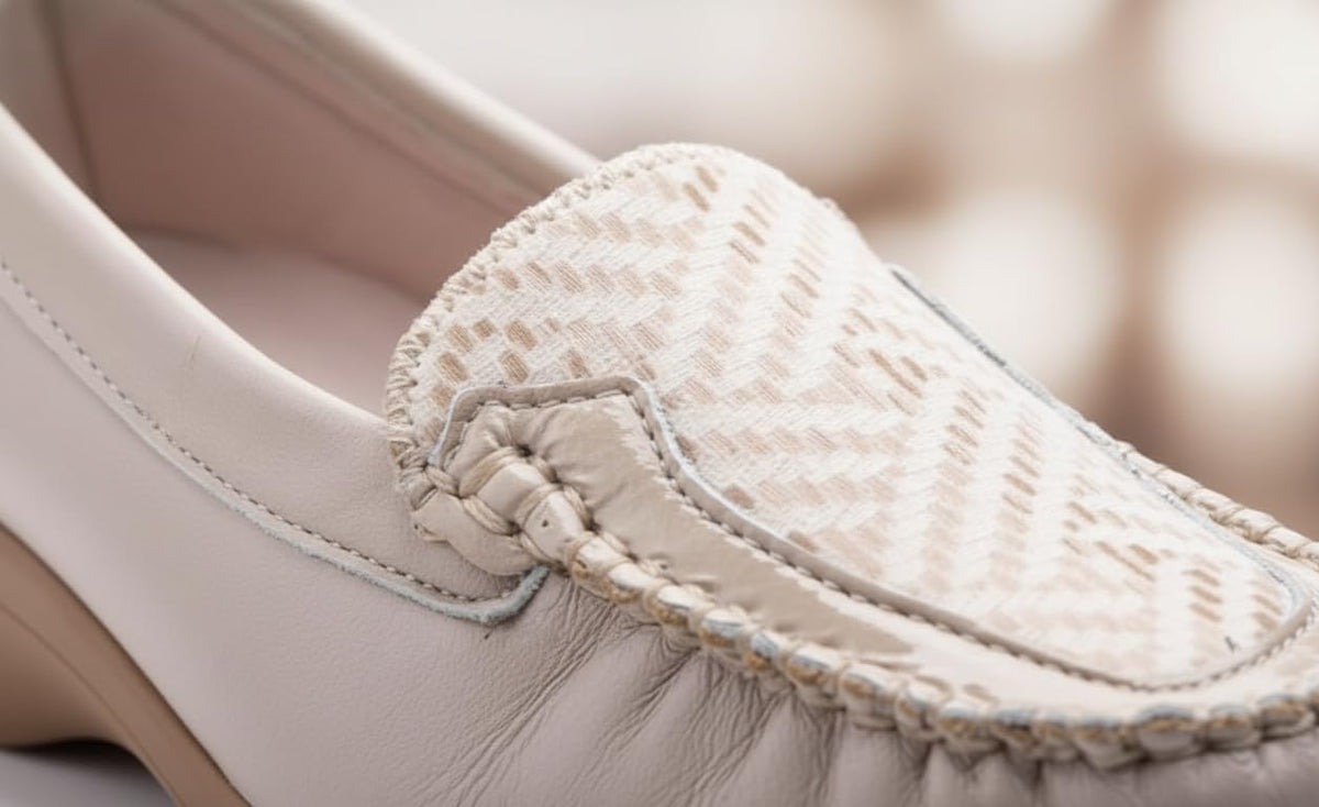 Mocasines para Mujer de Piel cómodos Zapatos clásicos de Vestir y Casual Zapatillas 24 Horas señora Calzado de Verano e Invierno Tipo Penny en Gamuza - Beige