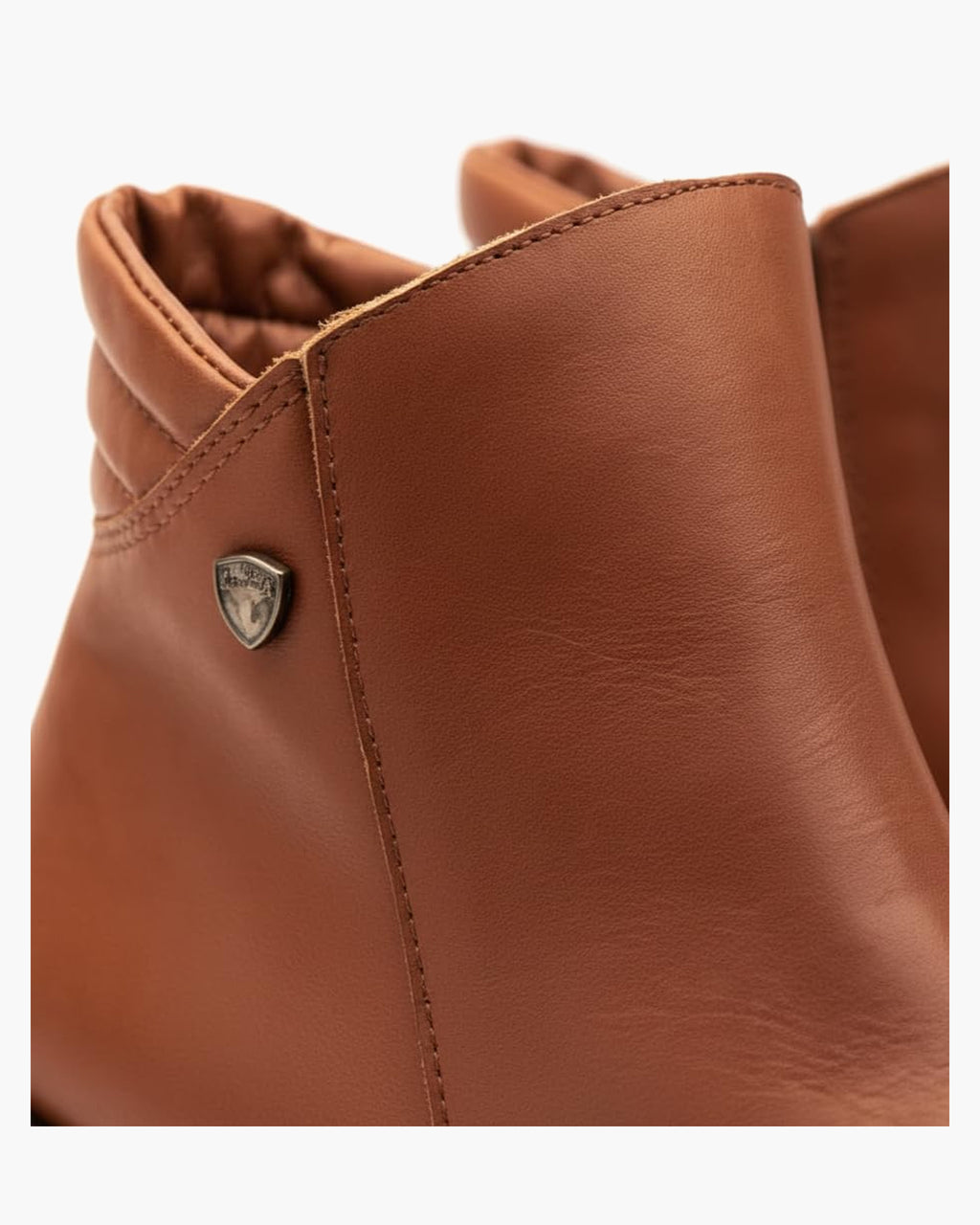 Botines mujer de piel con tacón o plataforma Botín cómodo de invierno y otoño Calzado artesanal de España tipo cuña o camperos en ante y cuero Elegantes e informales - Roble