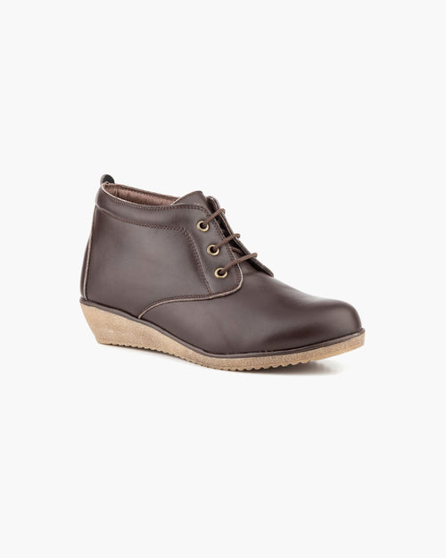 Botines mujer de piel con tacón o plataforma Botín cómodo de invierno y otoño Calzado artesanal de España tipo cuña o camperos en ante y cuero Elegantes e informales - Marrón