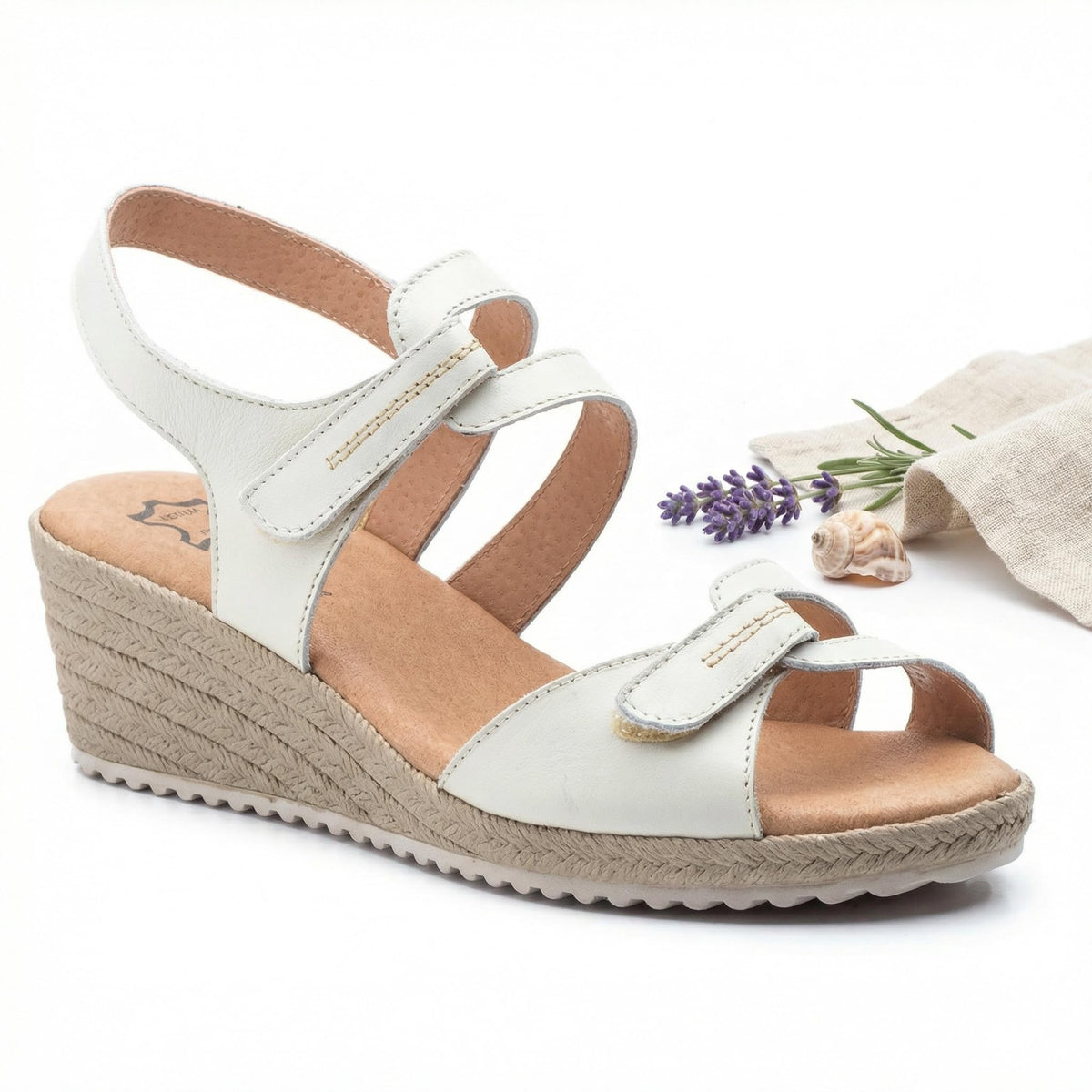 NOESLOMISMO BY DILEMA Sandalias para Mujer de Cuña Cómodas con Cierre de Velcro Ajustable | Zapatos de Verano Ergonómicos para Caminar, Ciudad y Playa | Fabricadas en España - Beige