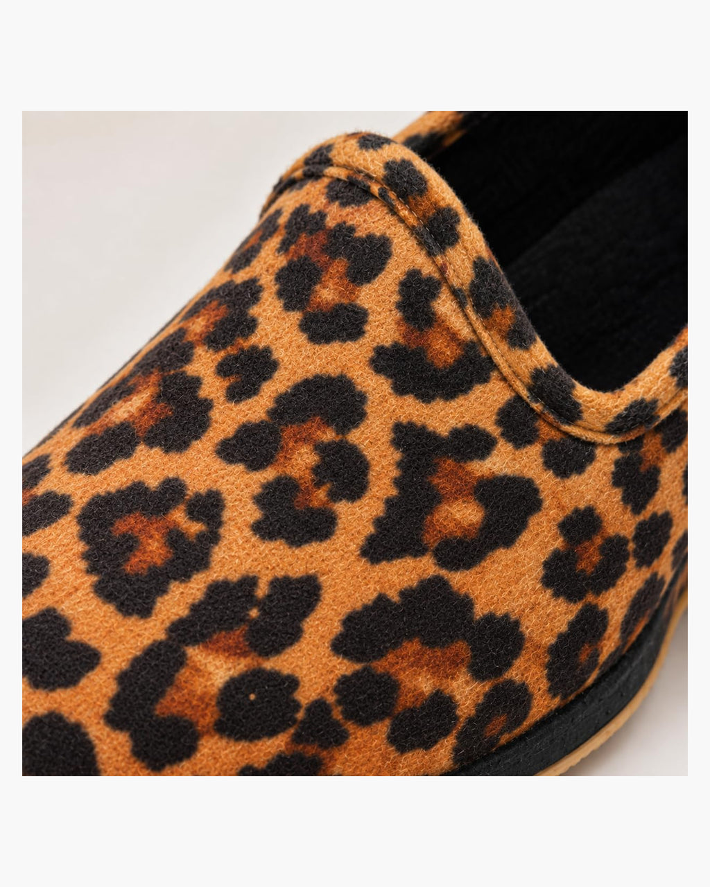 Zapatillas de casa mujer cerradas con cuña, estampado leopardo - Leopardo