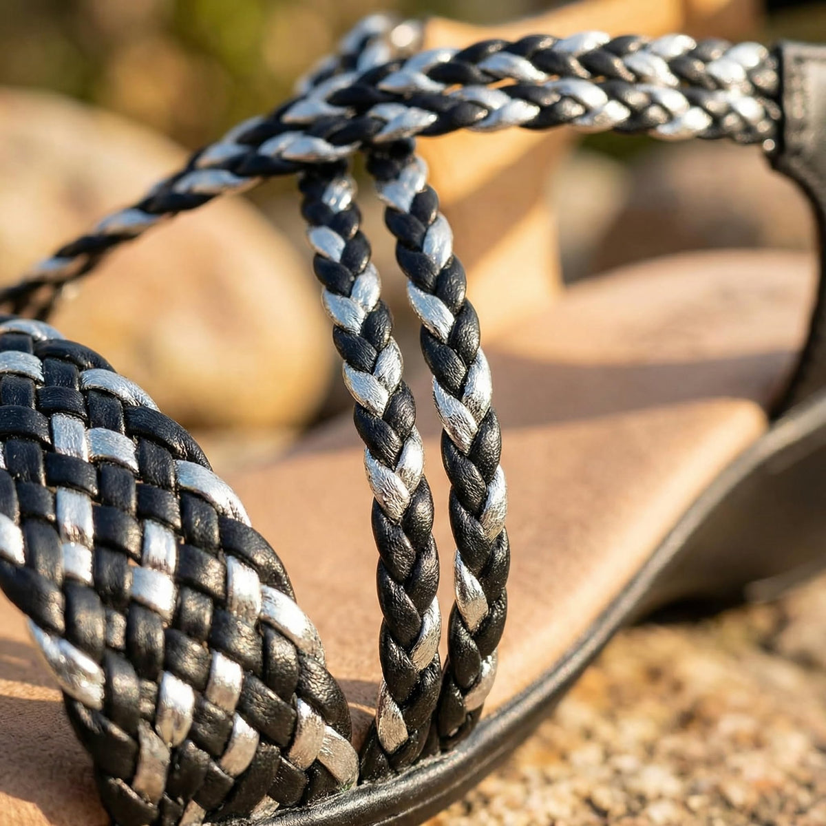 NOESLOMISMO BY DILEMA Sandalias de Mujer Trenzadas con Cuña Baja | Fabricación Artesanal Española con Suela Antideslizante | Calzado Ergonómico de Verano para Caminar sin Dolor - Negro