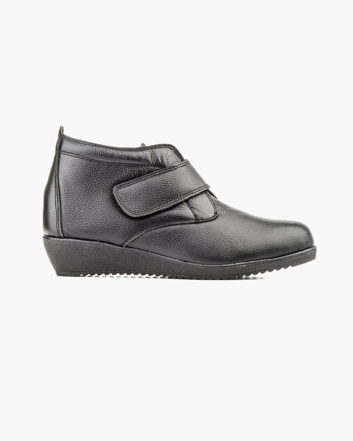 Botines mujer de piel con tacón o plataforma Botín cómodo de invierno y otoño Calzado artesanal de España tipo cuña o camperos en ante y cuero Elegantes e informales - Negro